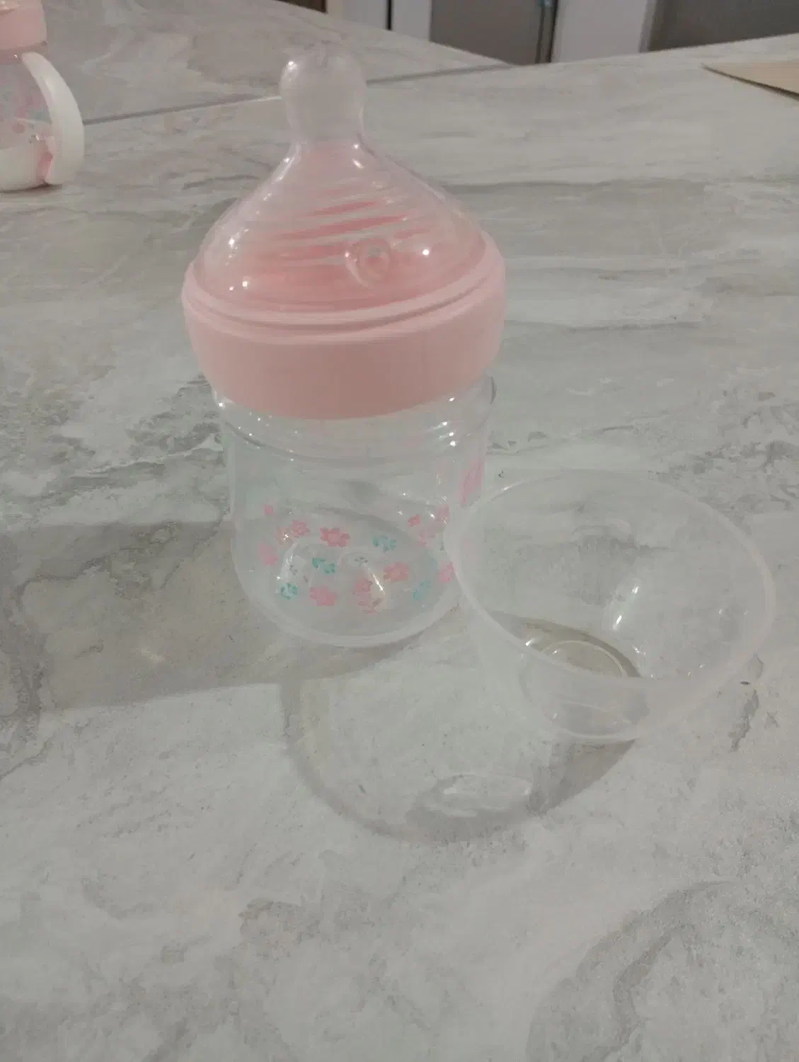 شیشه شیر نوزاد از 0 تا 6 ماهگی|اسباب و اثاث بچه|رفسنجان, |دیوار