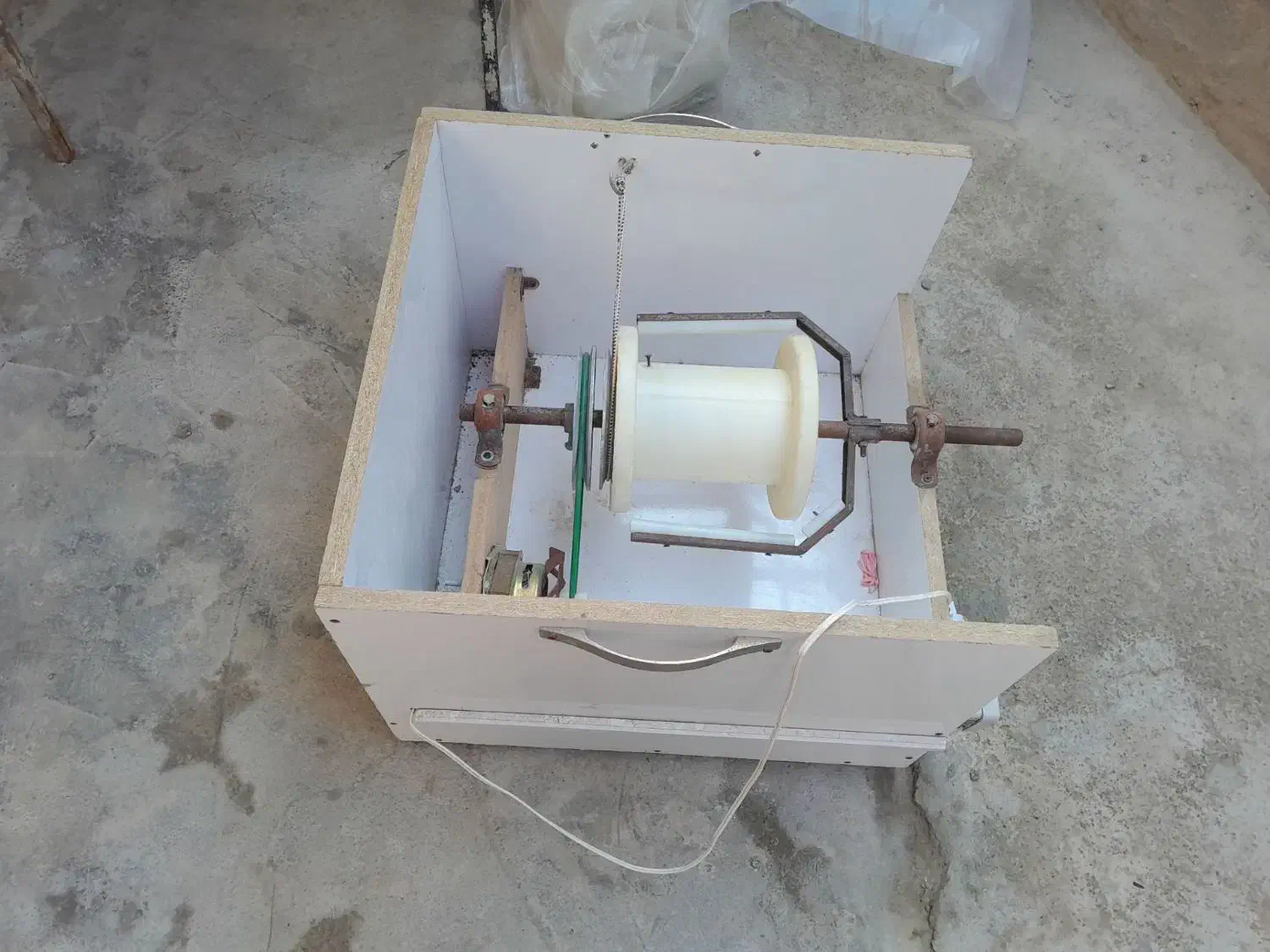 نخ پشم ریسی|ماشین‌آلات صنعتی|گمیشان, |دیوار