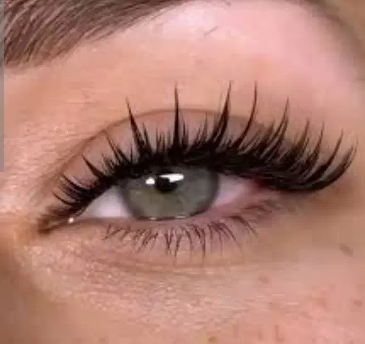 لیفت و لمینت ابرو و مژه،کاشت و اکستنشن مژه|خدمات آرایشگری و زیبایی|یاسوج, |دیوار