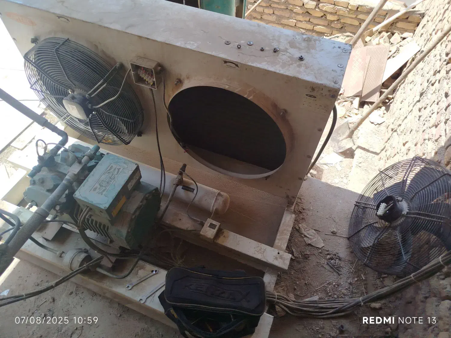 شرکت تعمیر و ساخت تخصصی انواع سردخانه|خدمات پیشه و مهارت|یزد, |دیوار