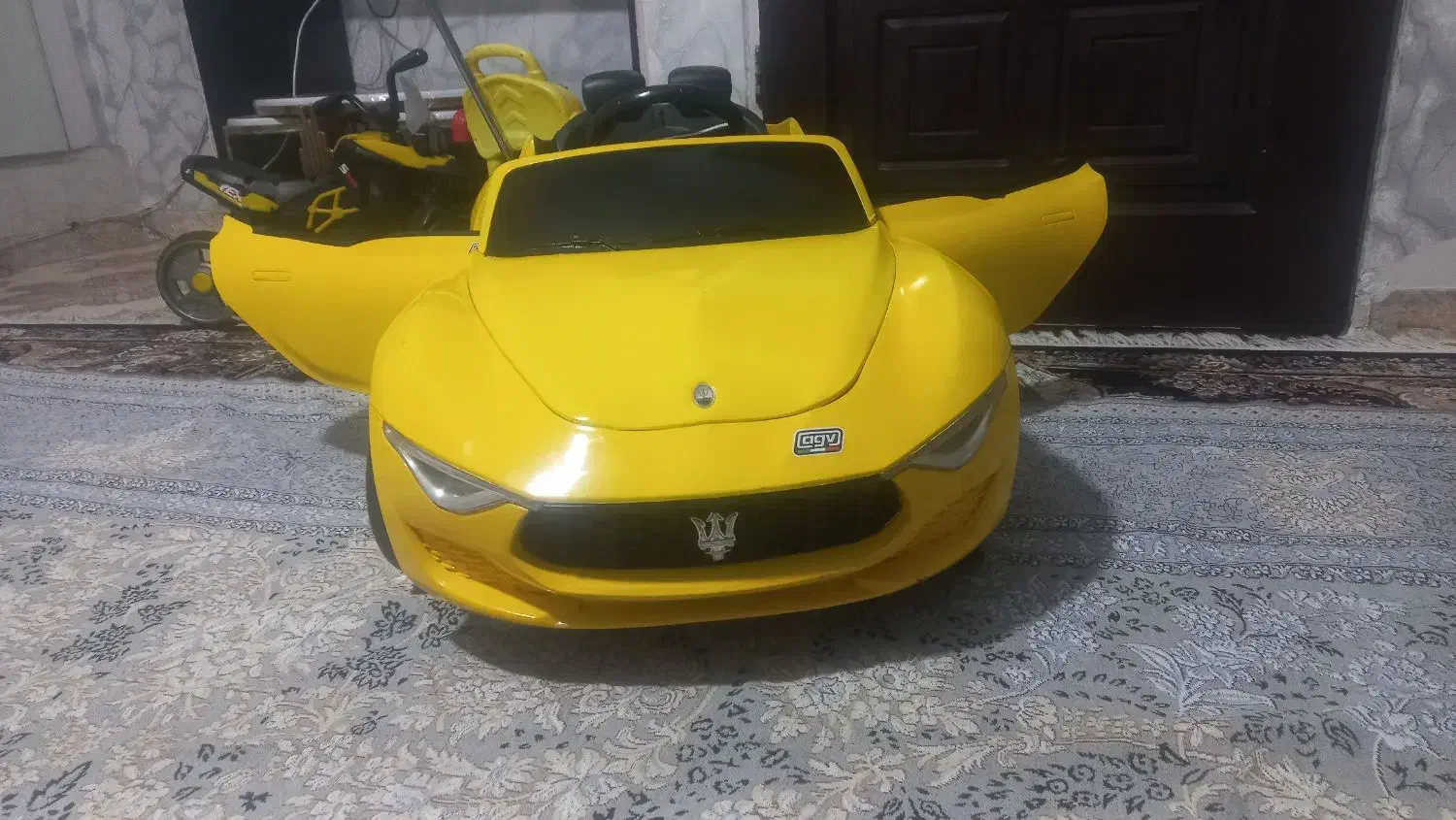 ماشین شارژی مازراتی پنج موتوره|اسباب‌بازی بچه|رباط‌کریم, نصیرشهر|دیوار