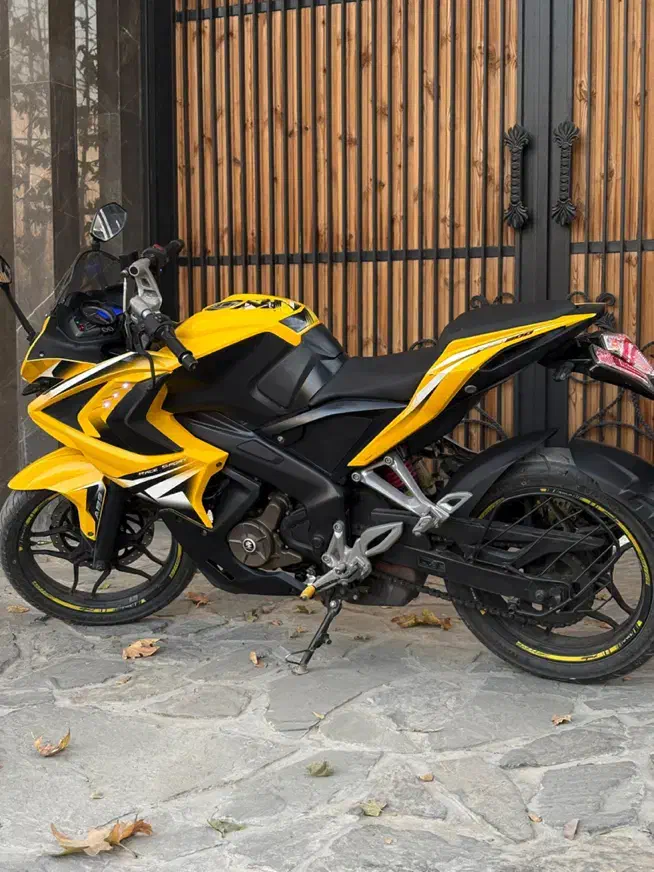 موتور rs200|موتورسیکلت|تهران, استاد معین|دیوار