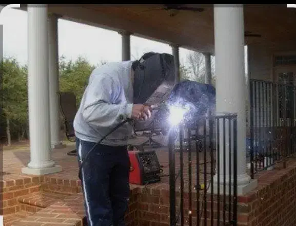 جوشکار سیار باقیمت مناسب|خدمات پیشه و مهارت|اردکان, |دیوار