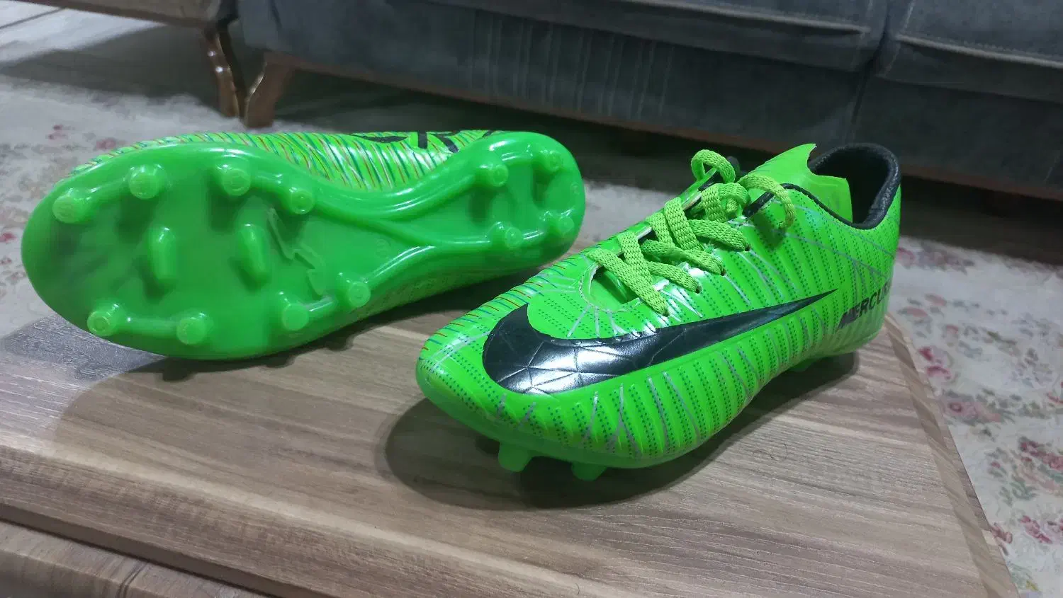 کفش فوتبال سایز 40|کیف، کفش، کمربند|رضوانشهر, |دیوار