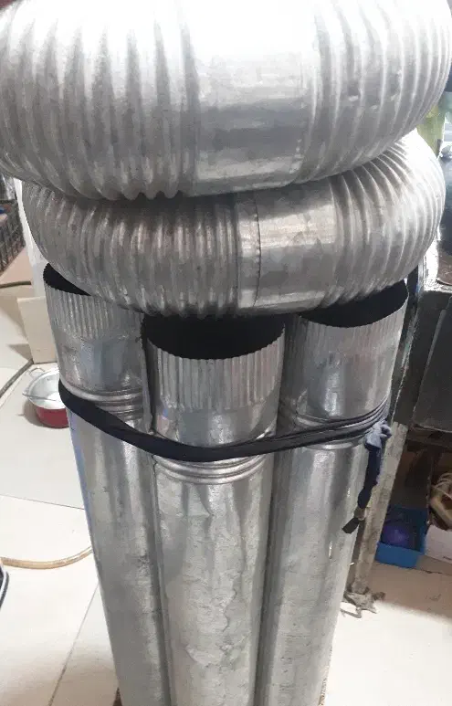 فروش فوری حدود ۸ عدد زانو و ۷ عدد لوله بخاری .|بخاری، هیتر، شومینه|شاهین دژ, |دیوار