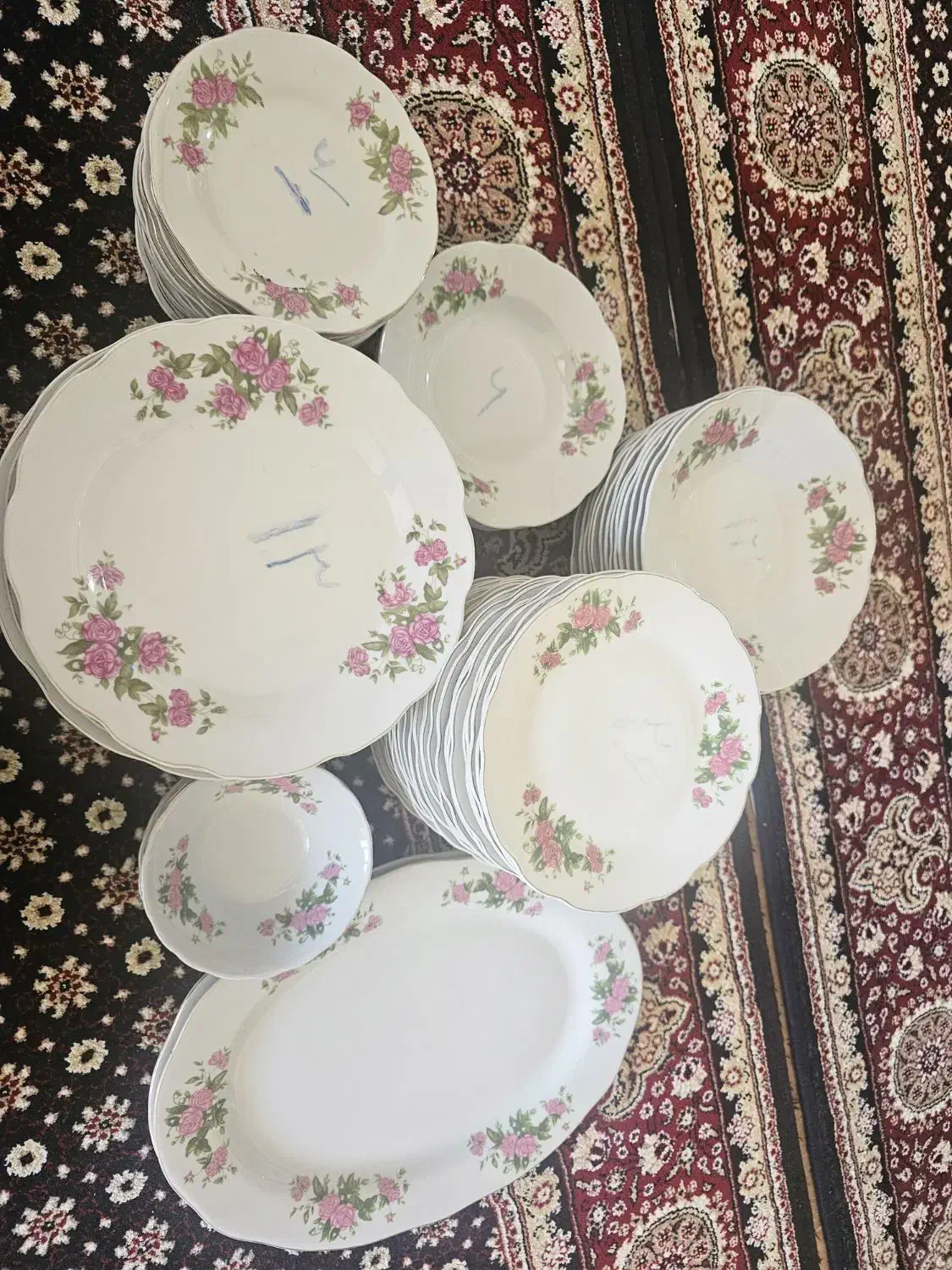 چینی گلسرخی|ظروف سرو و پذیرایی|جوانرود, |دیوار