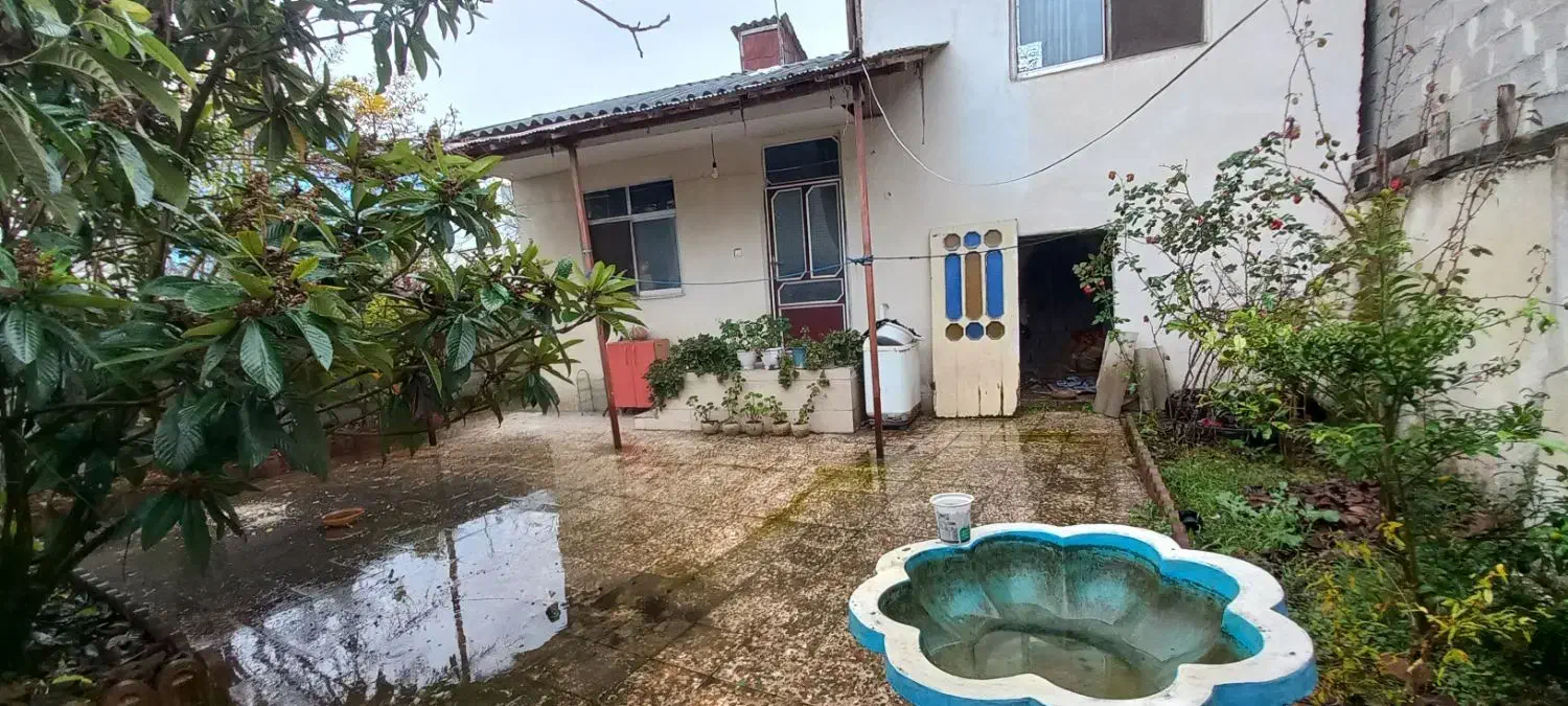 **۲۲۰ متر ویلایی خوش قیمت با حیاط دلباز**|فروش خانه و ویلا|رشت, حومه رشت|دیوار