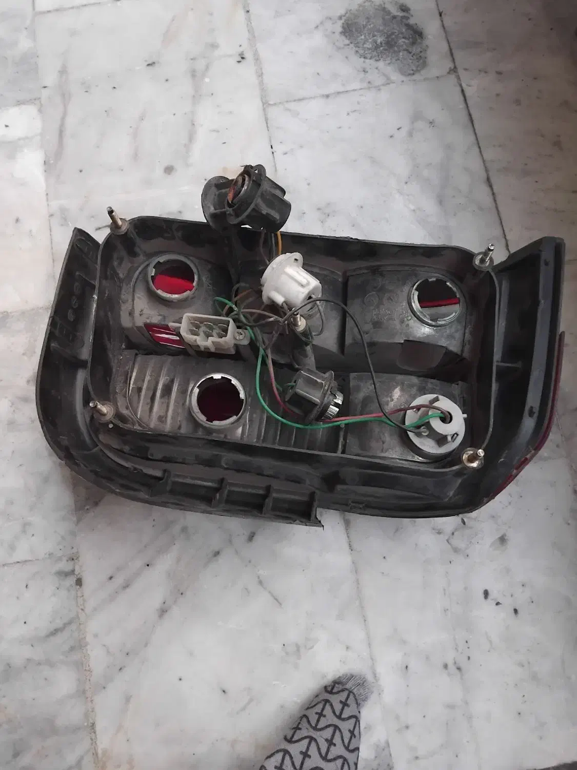 چراغ عقب تیبا|قطعات یدکی و لوازم جانبی|فردیس, شهرک وحدت|دیوار