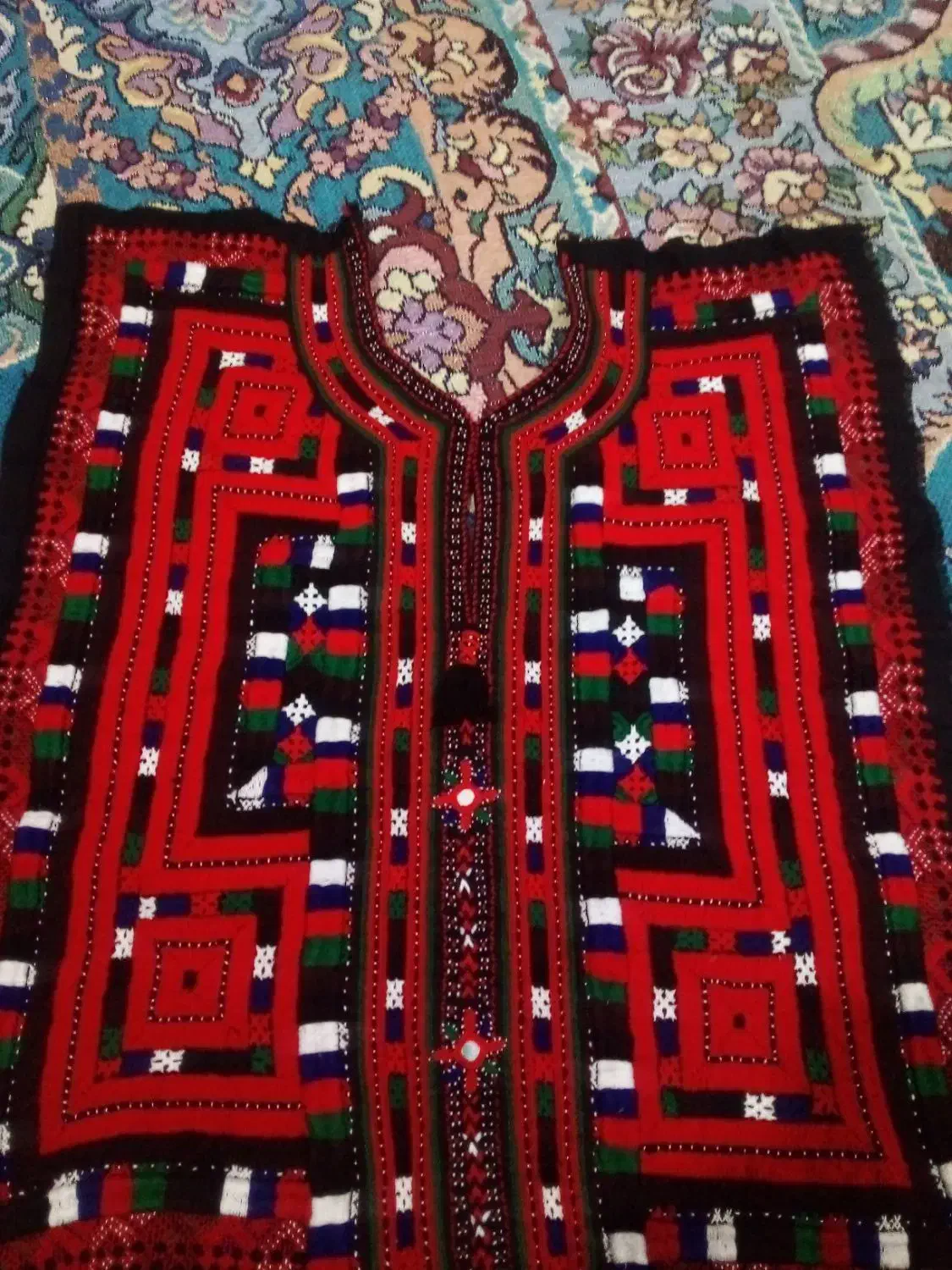 زی آستین پلیواری|لباس|میرجاوه, |دیوار