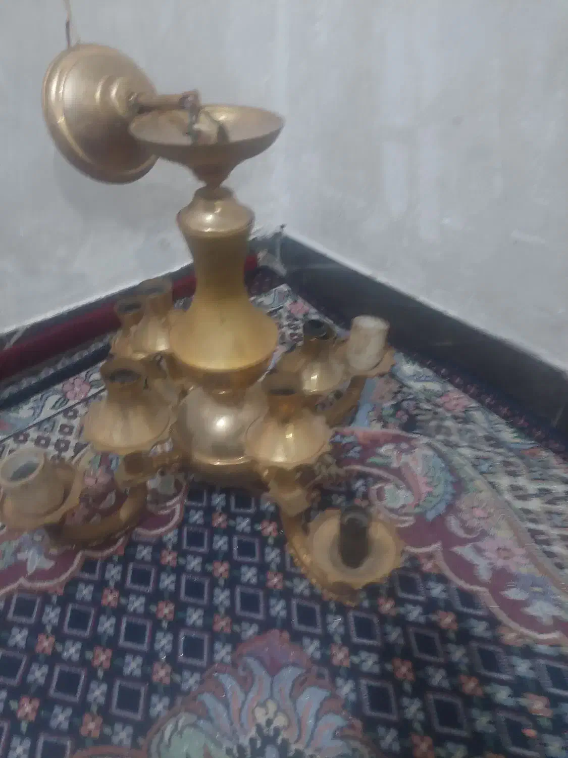 لوستر جنس برنز روکش آب طلا|لوستر و چراغ آویز|اندیمشک, |دیوار