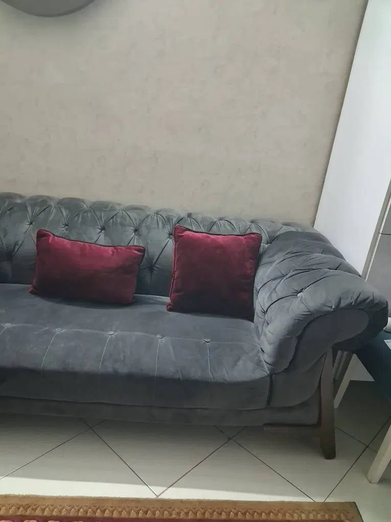 مبل سه نفره چستر|مبلمان خانگی و میز عسلی|تهران, تولید دارو|دیوار