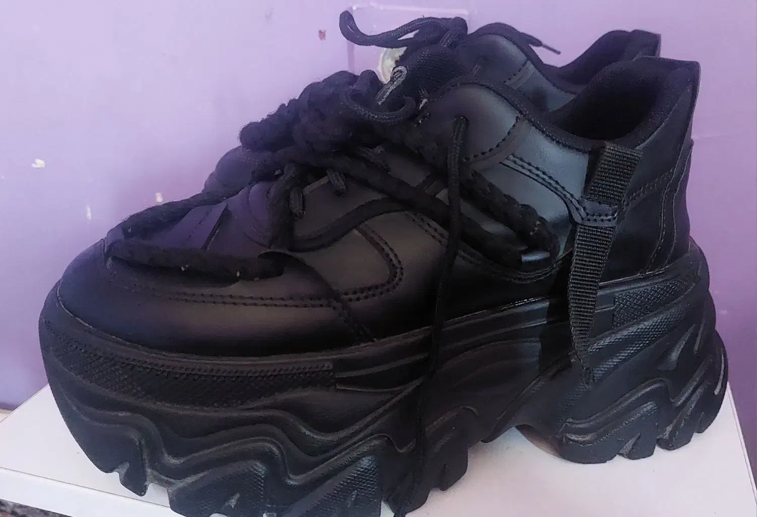 کتونی لژ دار زنانه|کیف، کفش، کمربند|دوگنبدان, |دیوار