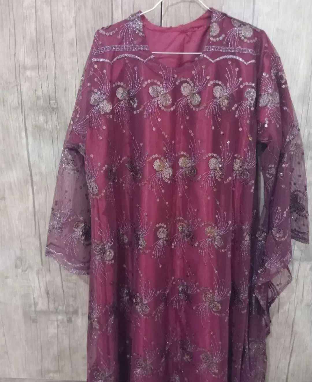 پیراهن محلی مجلسی|لباس|سرپل ذهاب, |دیوار