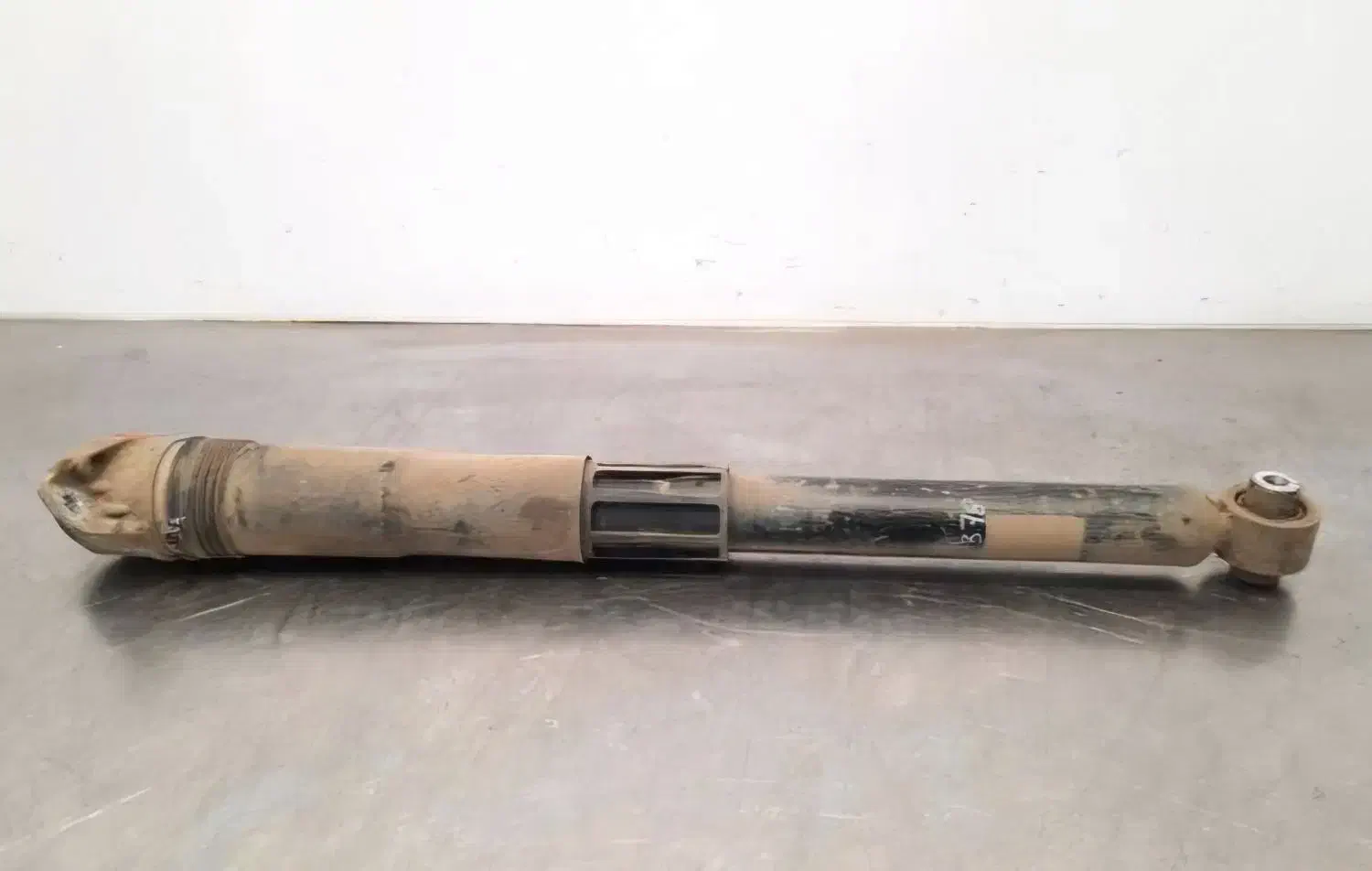 کمک فنر طبق تیگوان پاسات ترا لوین سیلفی کونا k5|قطعات یدکی و لوازم جانبی|تهران, شوش|دیوار