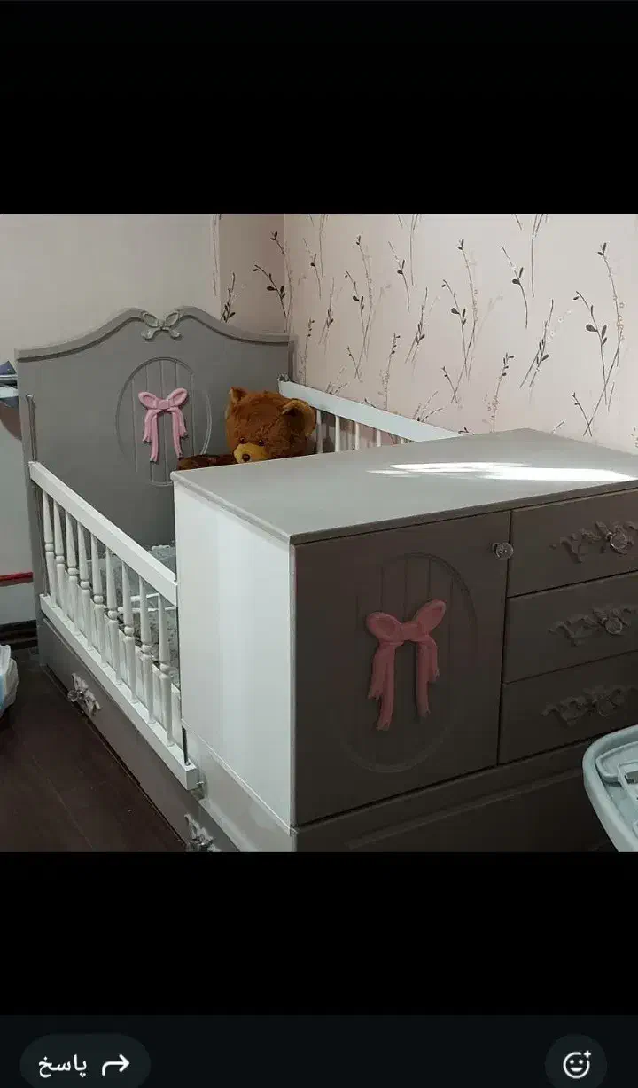 تخت خواب ۳کاره نوزاد،جوان،میز تحریر|تخت و سرویس خواب|کرمان, |دیوار