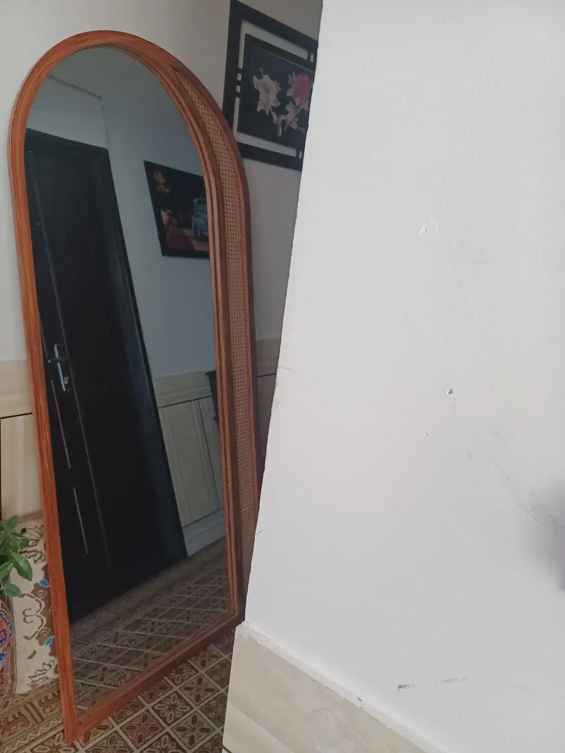 اینه قدی نو|آینه|قائن, |دیوار