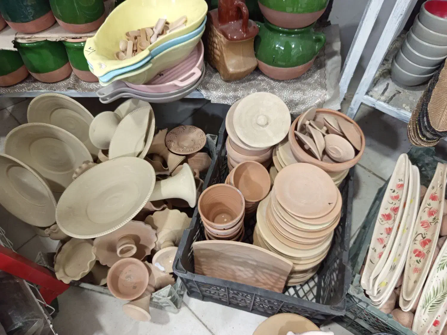 فروش به صورت کلی و تکی|صنایع دستی و سایر لوازم تزئینی|تربت‌حیدریه, کلاته توکلی|دیوار