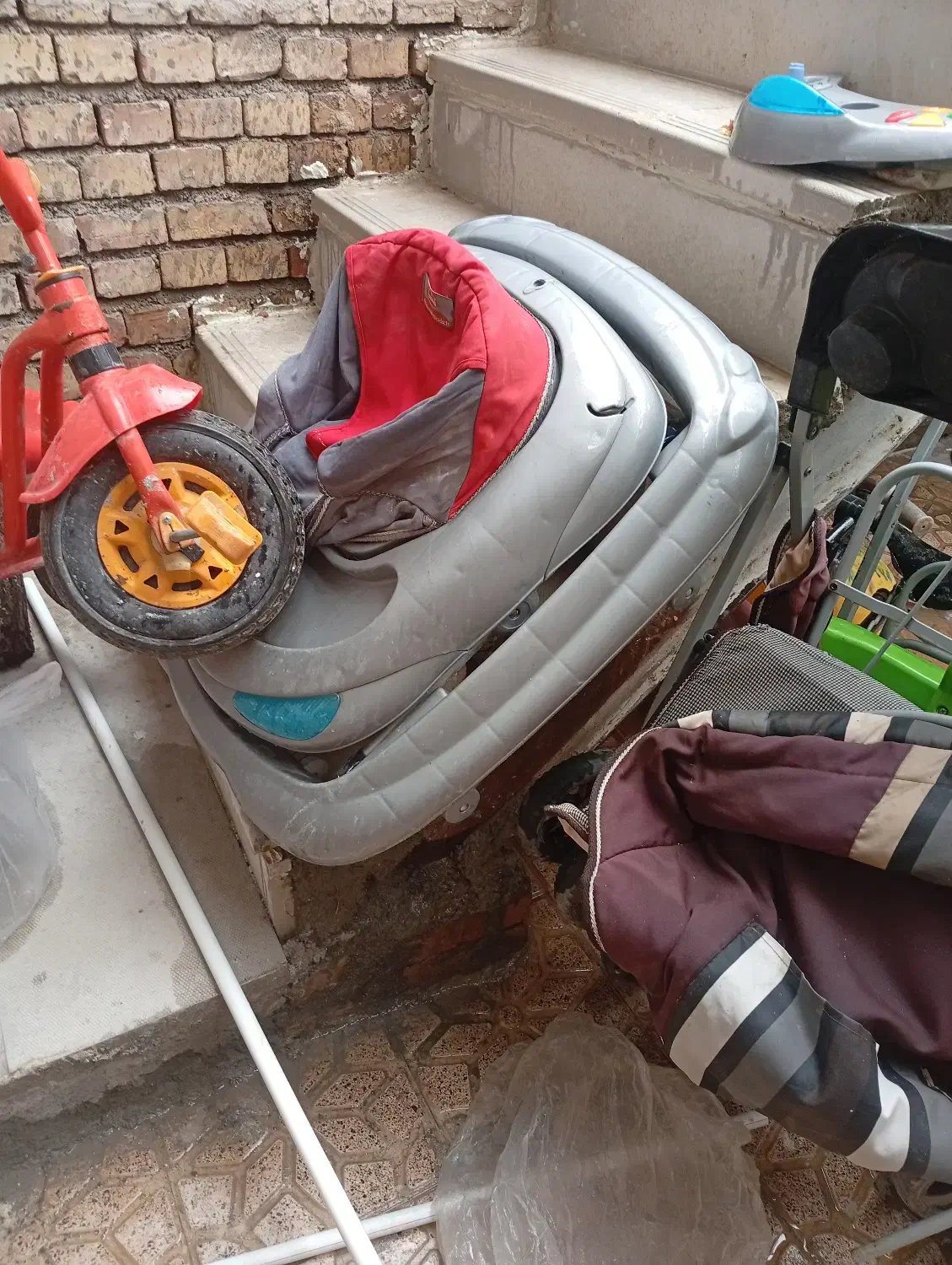 لوازم بچگانه|کالسکه و لوازم جانبی|مرند, |دیوار