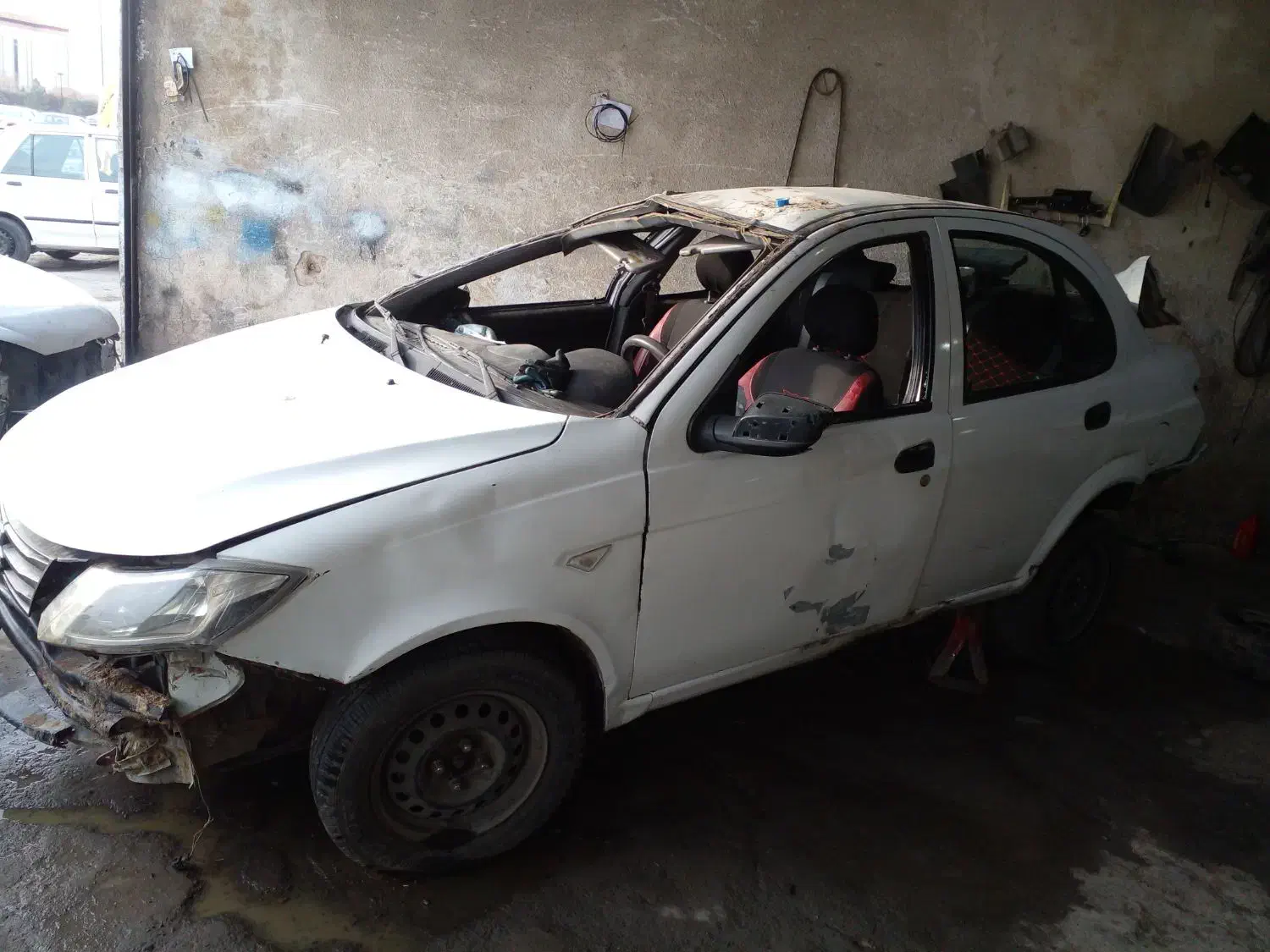 ساینا۹۸تصادفی|خودرو سواری و وانت|اسلامشهر, شهرک قائمیه|دیوار