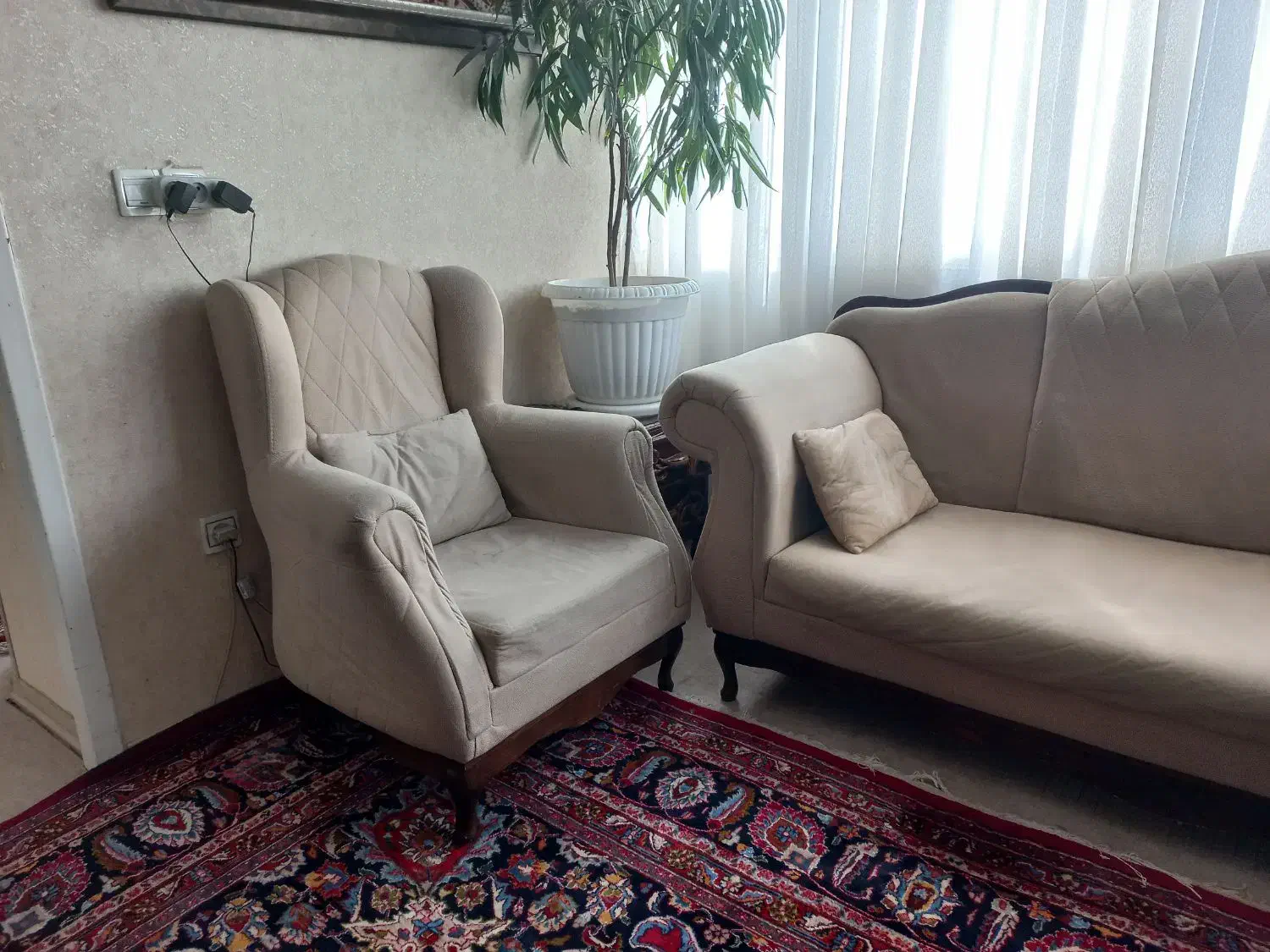 مبل نیم ست راحتی|مبلمان خانگی و میز عسلی|مشهد, راه آهن|دیوار