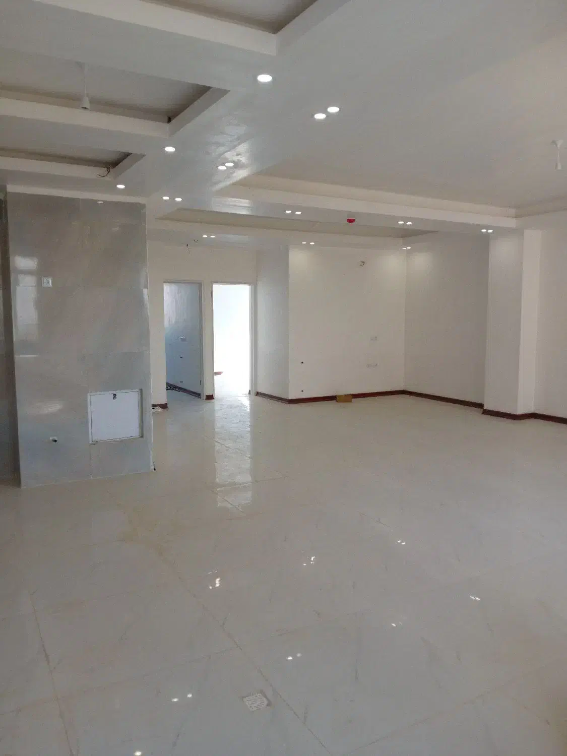 ۱۲۰ متر واحد/نوساز/۲ طرف نور/تختی|فروش آپارتمان|بروجرد, |دیوار