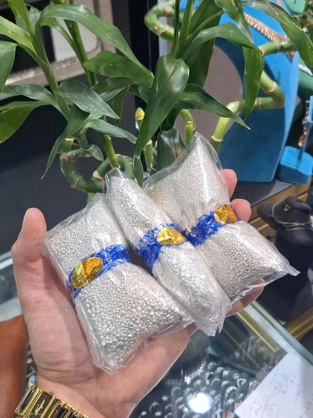 شمش ساچمه نقره پلمپ فاکتوررسمی سرمایه گذاری|جواهرات|اصفهان, شهرک کاوه|دیوار