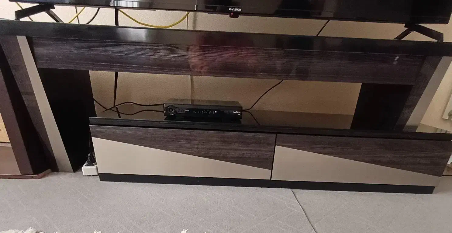 میز زیر تلویزیون|میز تلویزیون|شاهین‌شهر, چمران|دیوار