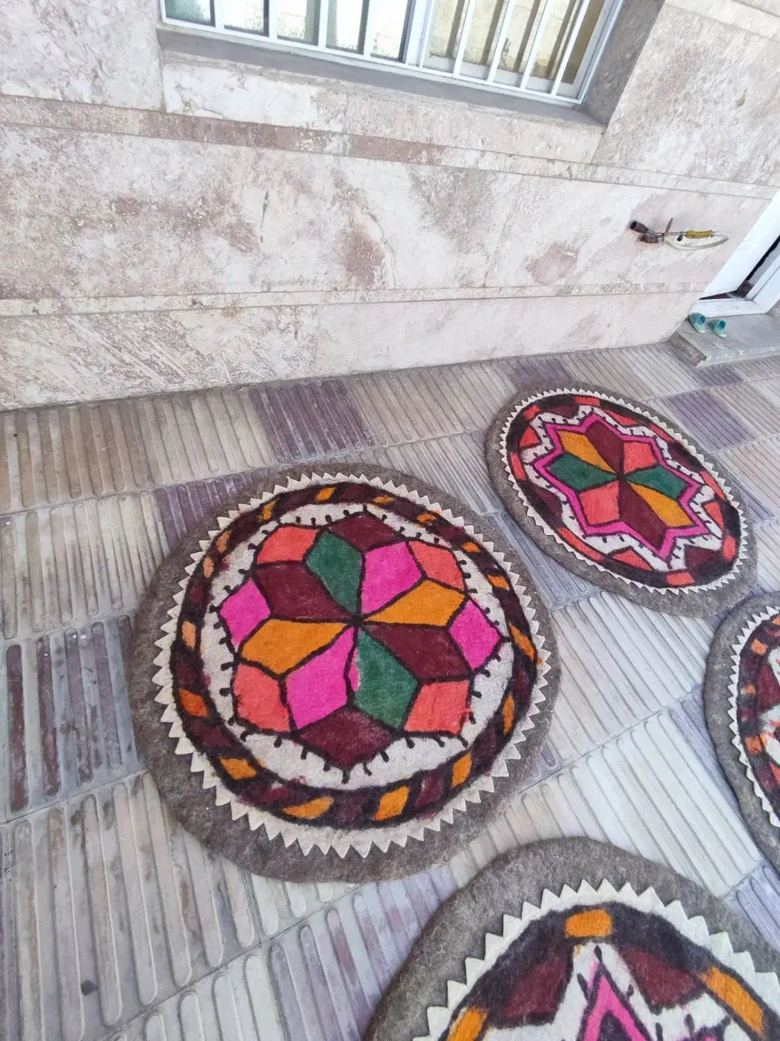 نمد های سنتی گرد قطر۱۲۰|گلیم، جاجیم، گبه|یاسوج, |دیوار