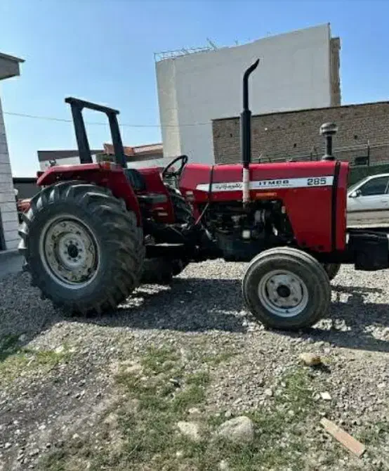 کار با تراکتور با بهترین کیفیت شخم|خدمات باغبانی و درختکاری|نورآباد, |دیوار