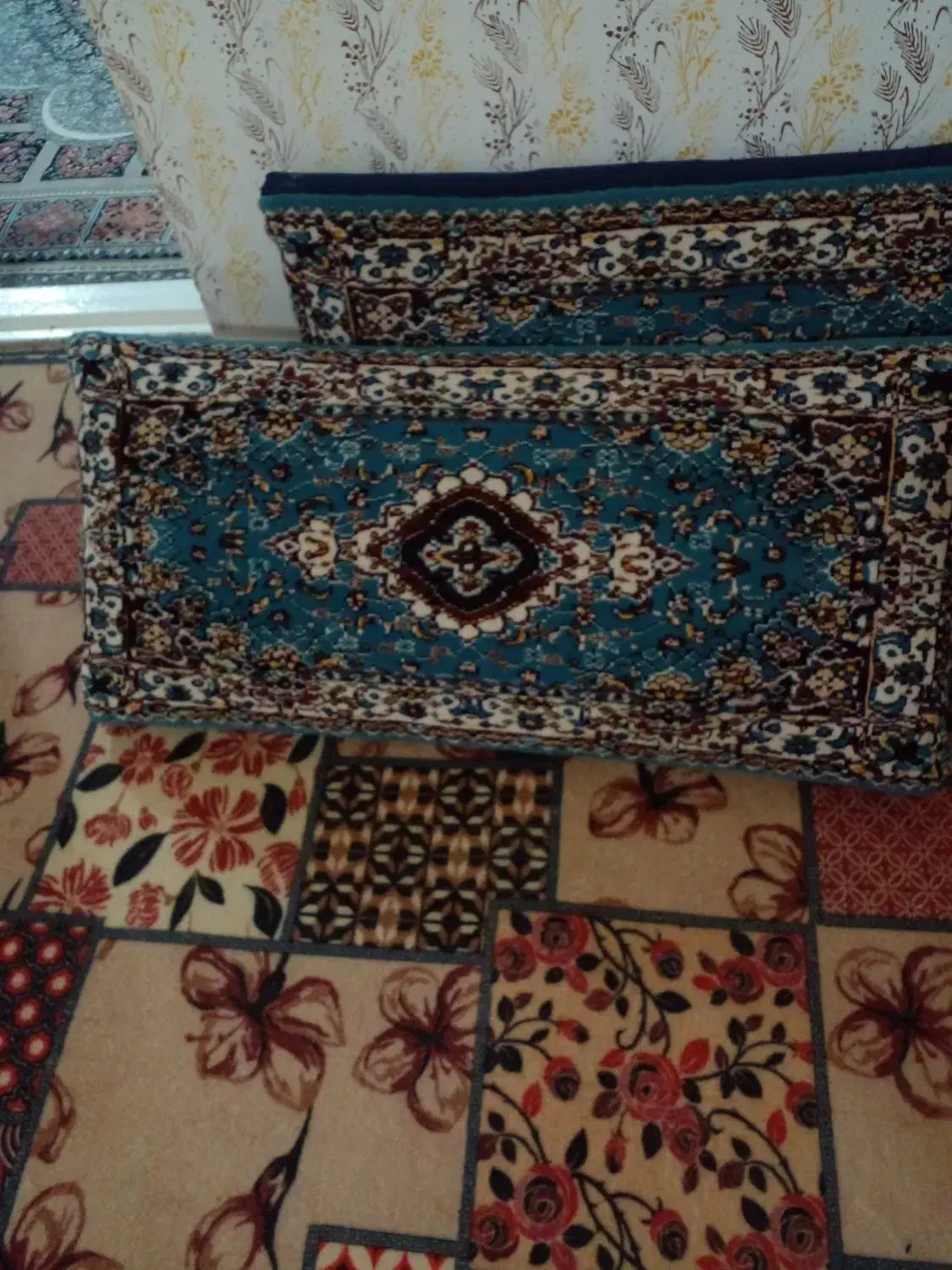 پشتی ماشینی|رختخواب، بالش، پتو|تربت جام, جلگه موسی آباد|دیوار