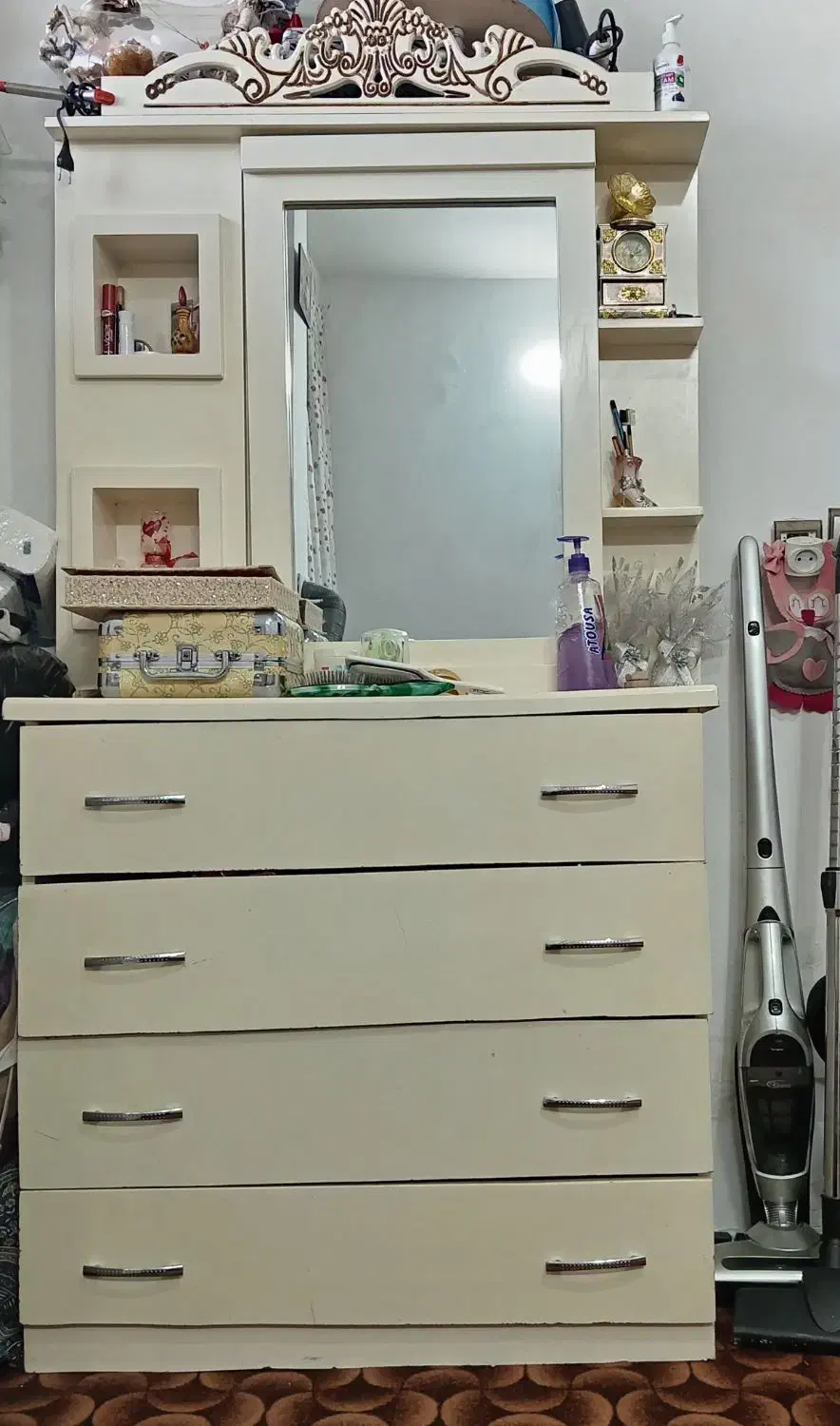 کمد|جاکفشی، کمد، دراور|نیشابور, بنیاد شهید|دیوار