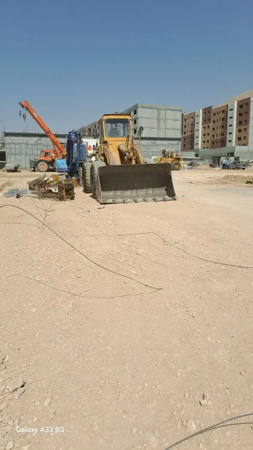 لودر کوماتسو ۸۵|خودرو سنگین|اصفهان, آزادان|دیوار