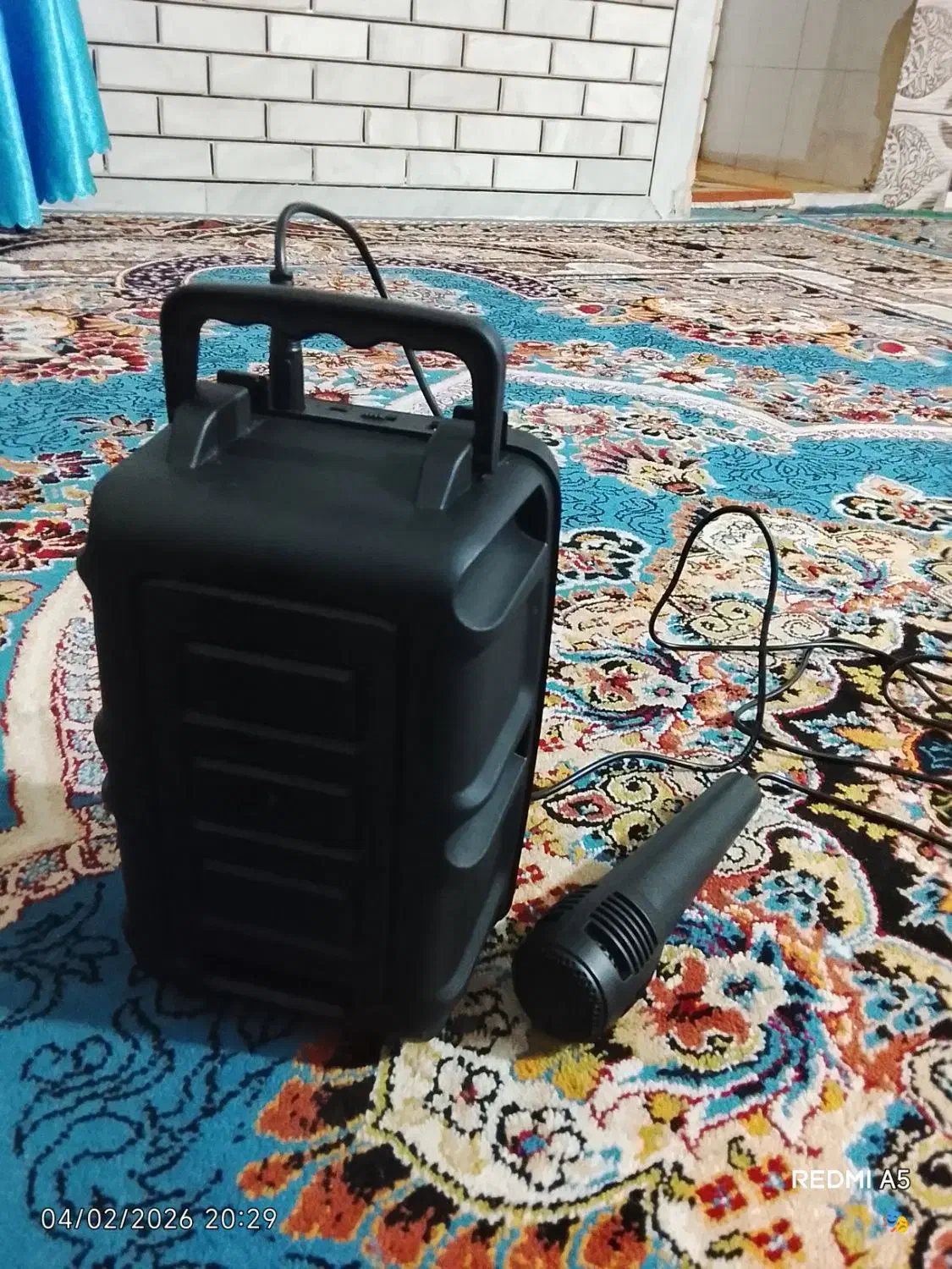 اسپیکر|پخش‌کننده همراه|دورود, |دیوار