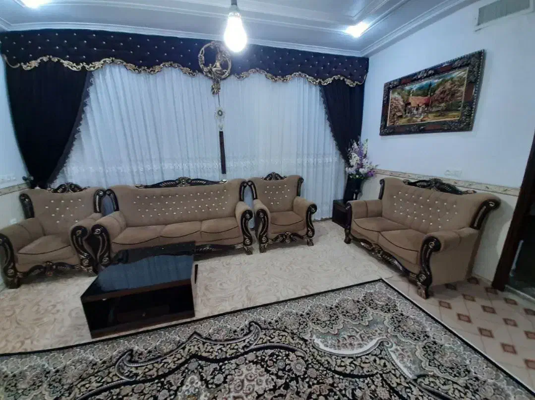 مبل هفت نفره در حد نو بهترین جنس درجه 1|مبلمان خانگی و میز عسلی|پاوه, |دیوار