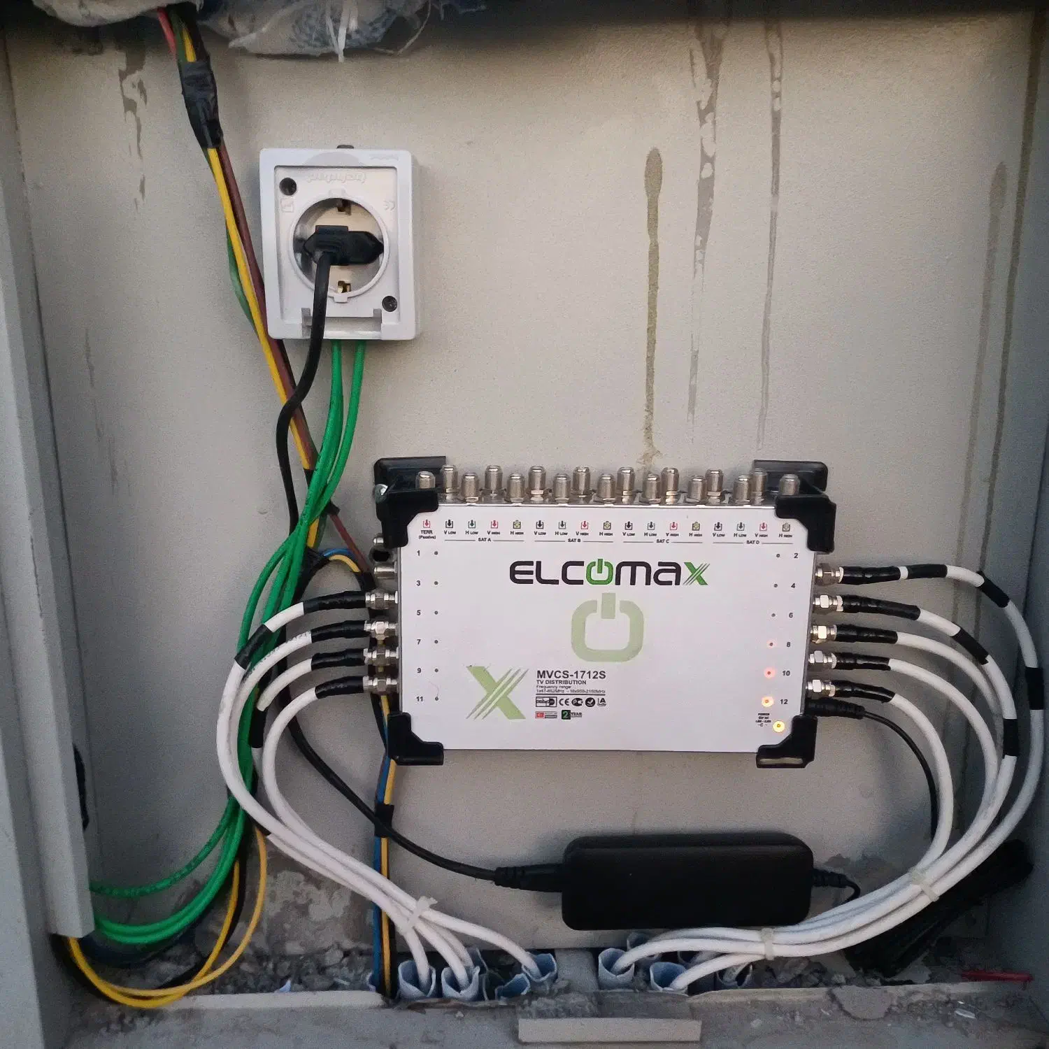 نصاب آنتن نصب آنتن تنظیم آنتن و آنتن مرکزی|خدمات پیشه و مهارت|تهران, پاسداران|دیوار