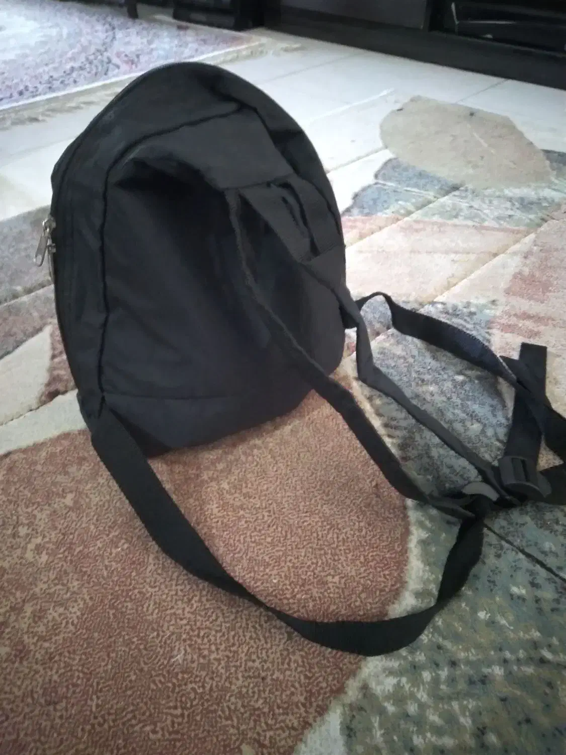 کوله پشتی کاملا خارجی یک با هم استفاده نشده|کیف، کفش، کمربند|فردیس, فردیس|دیوار