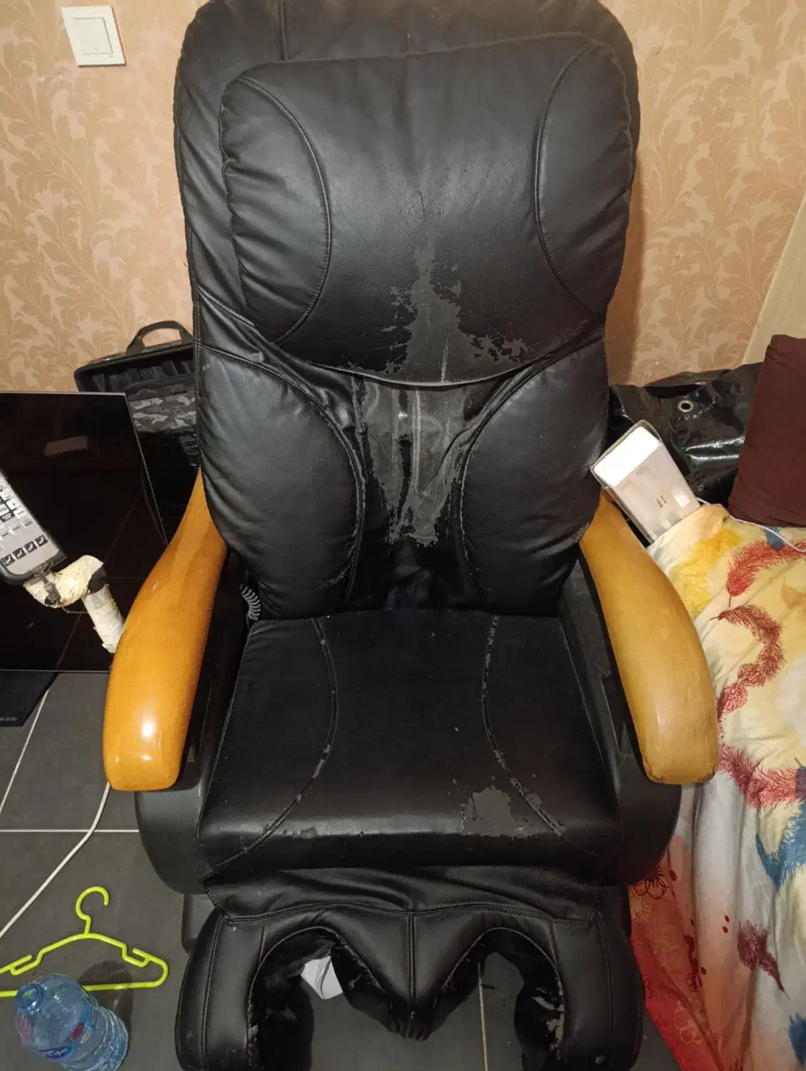 صندلی ماساژ|تجهیزات ورزشی|کیش, |دیوار