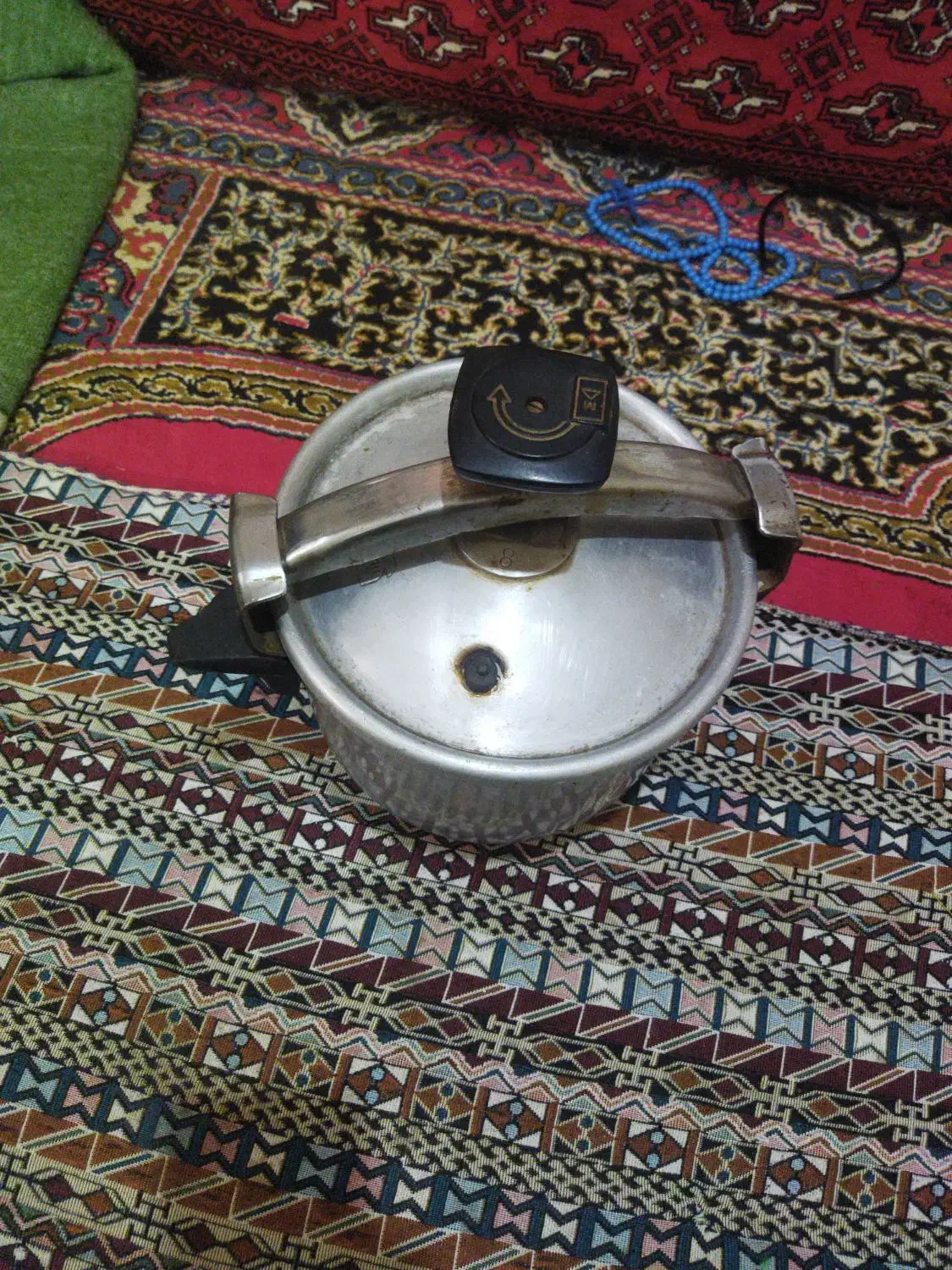 زودپز عرق گیر|ظروف پخت‌وپز|شیروان (خراسان), |دیوار