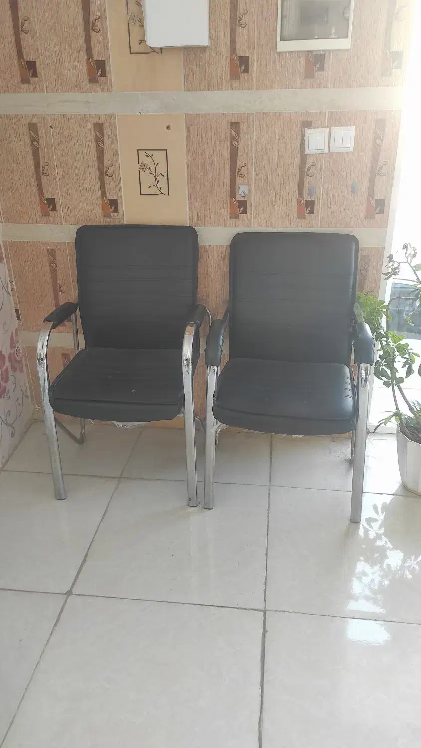 دو عدد صندلی کنفرانسی|صندلی و نیمکت|یزد, |دیوار