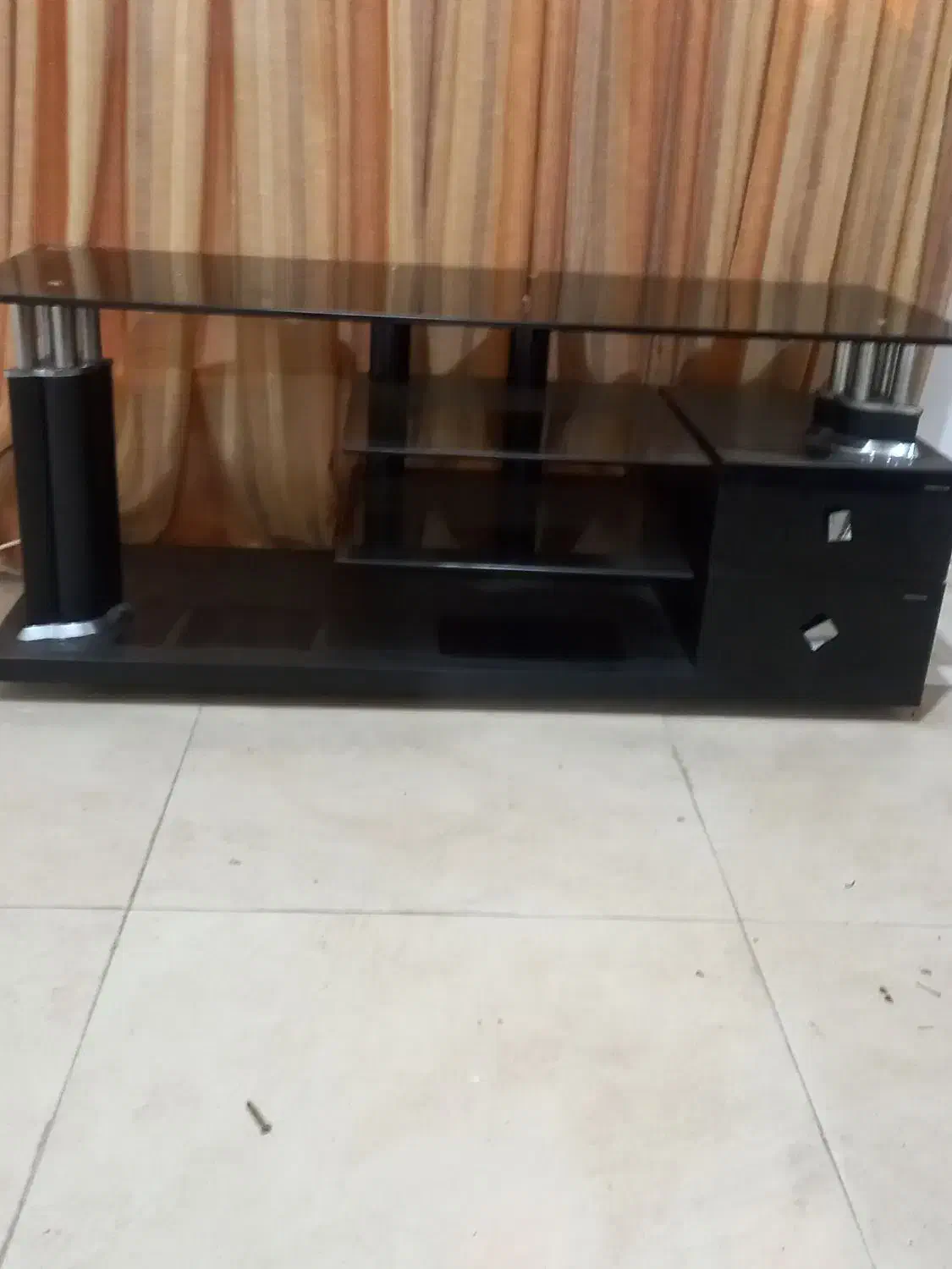 میز جلومبلی و میز تلوزیون|میز تلویزیون|رشت, نظری|دیوار