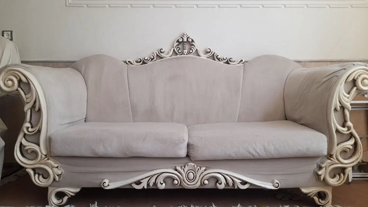 مبلمان کلاسیک ۲۲۰۰۰۰۰۰|مبلمان خانگی و میز عسلی|آباده, |دیوار