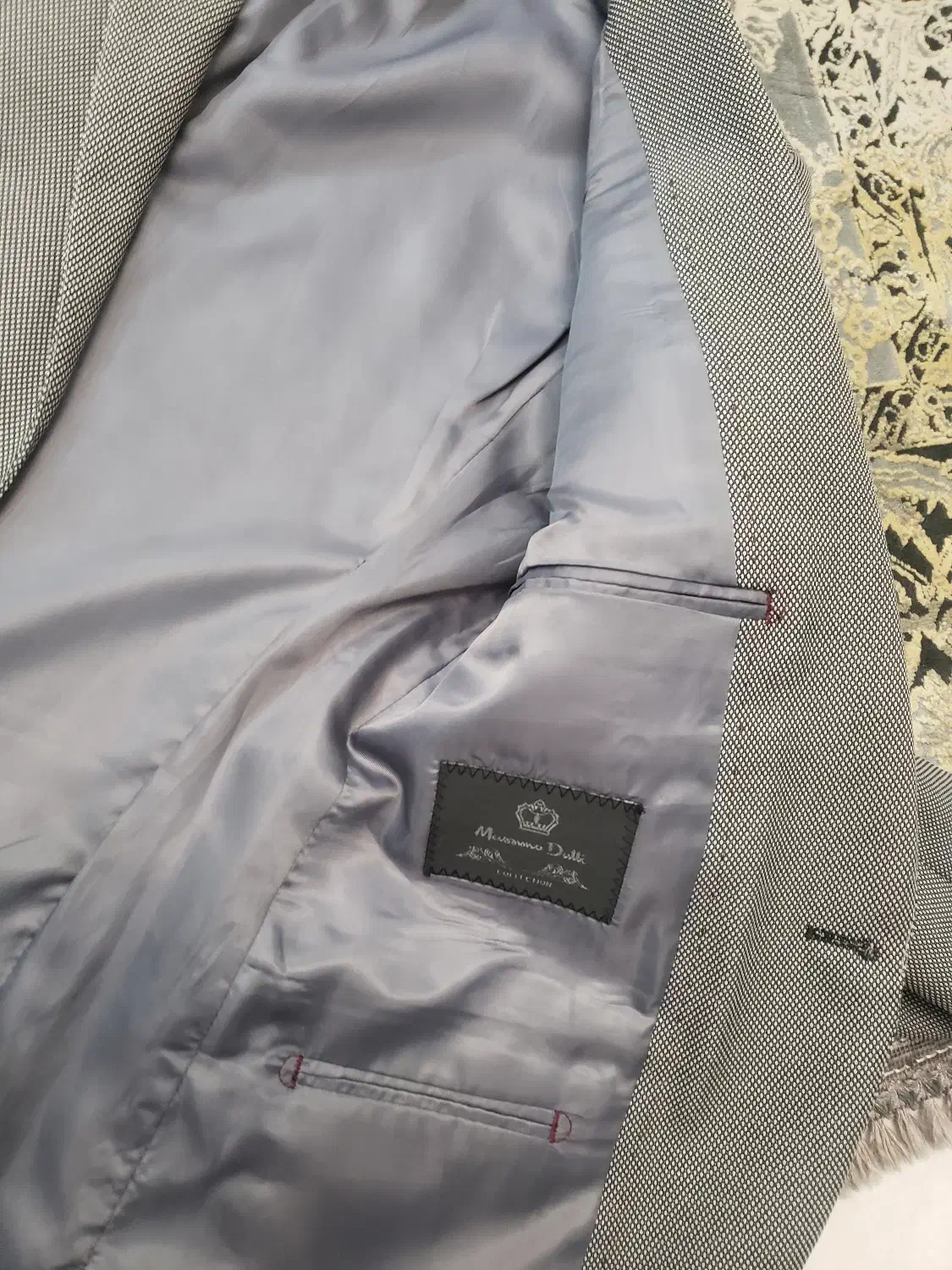 کت شلوار جلیقه درحدنو|لباس|پرند, فاز ۲|دیوار