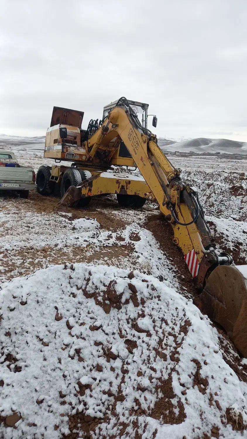 بیل مکانیکی|خودرو سنگین|میاندوآب, |دیوار