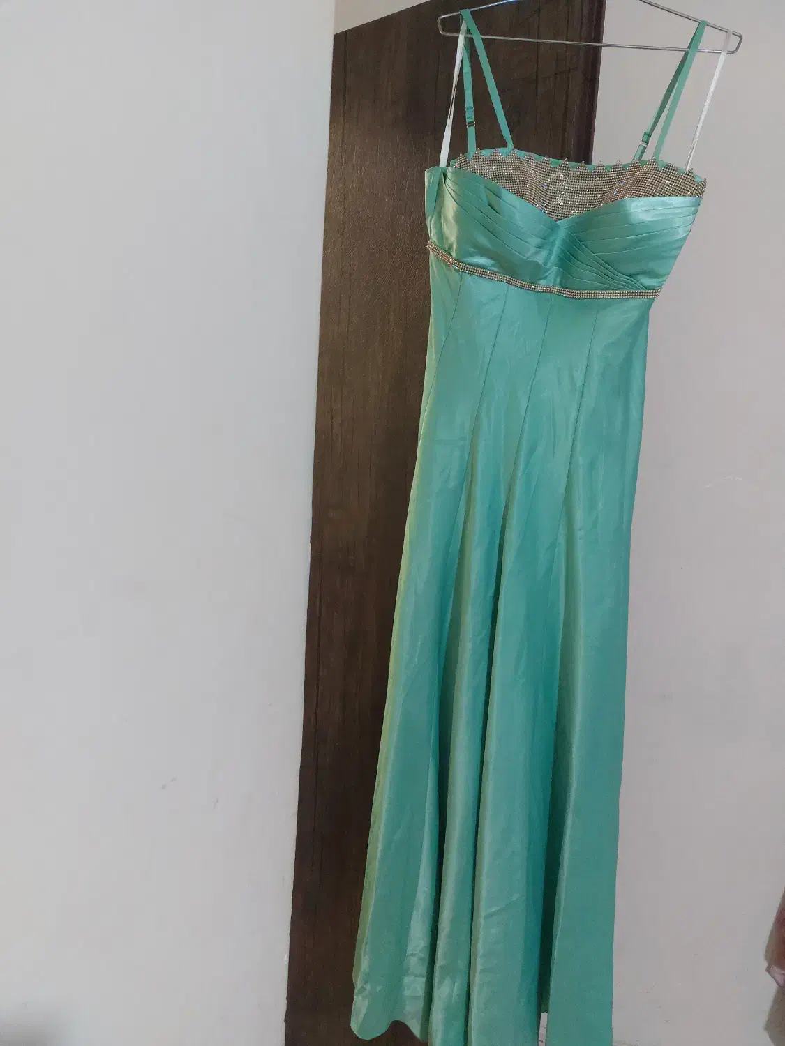 لباس مجلسی|لباس|قزوین, |دیوار