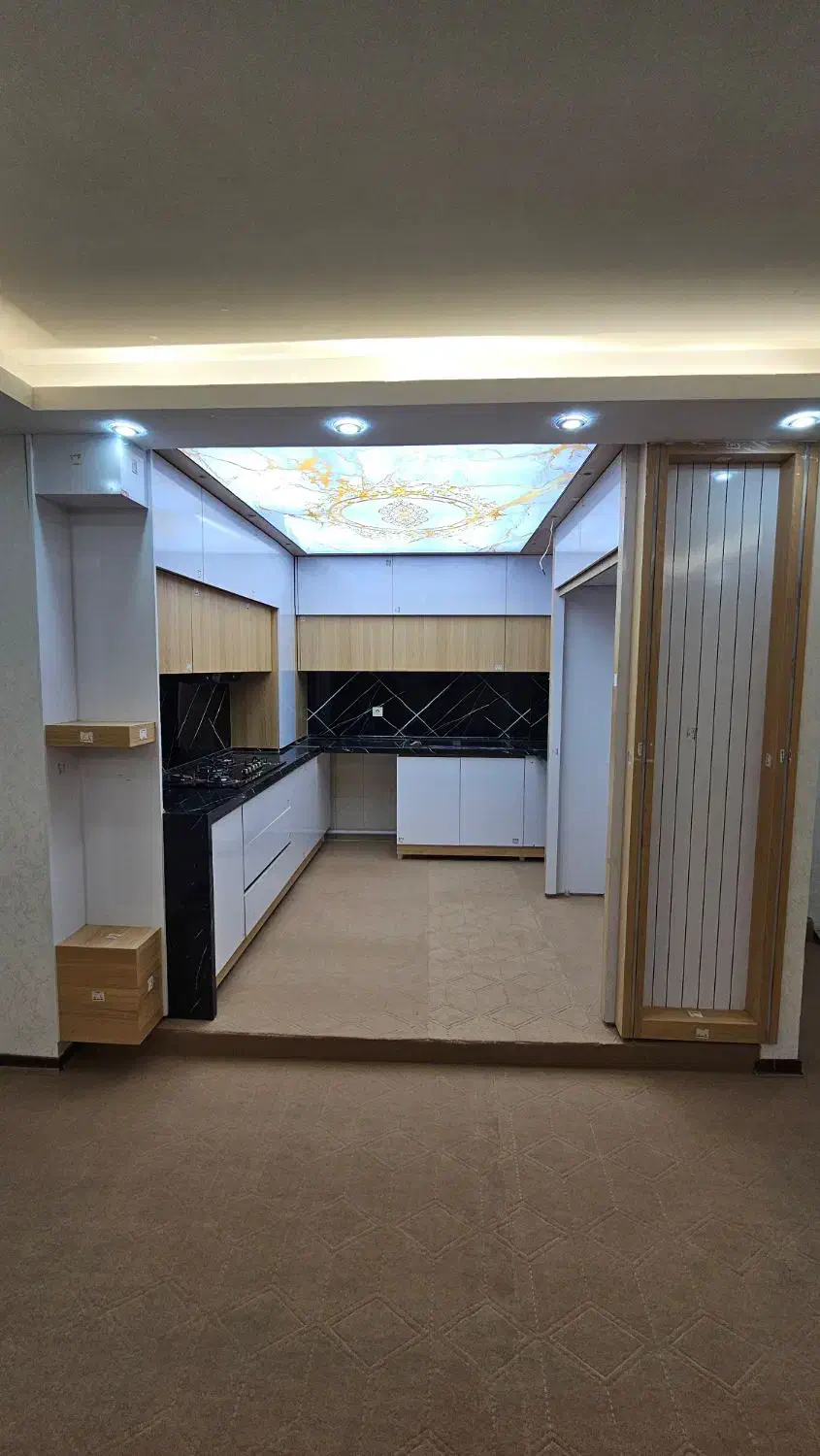 بر اتوبان جنب پاساژ تندیس سند ششدانگ|فروش آپارتمان|سهند, |دیوار