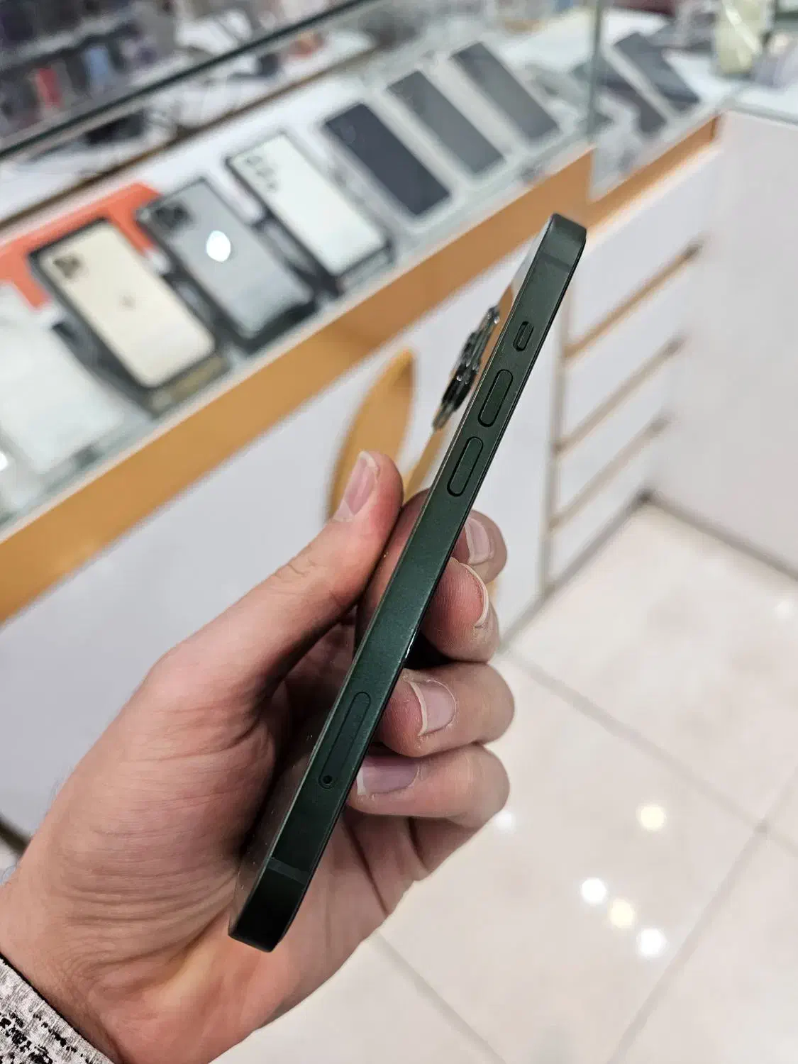 خرید و فروش انواع موبایل ایفون 13 دست دوم|موبایل|یزد, |دیوار