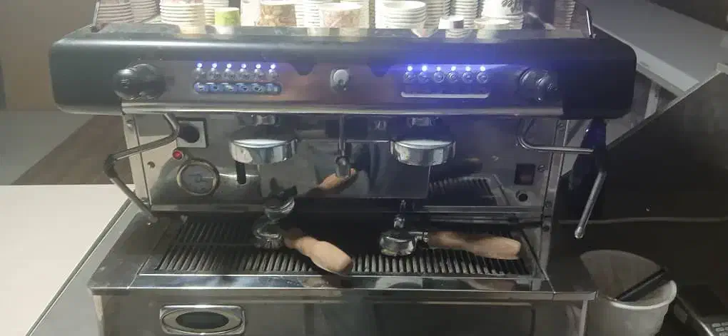 دستگاه قهوه ساز|سماور، چایساز، قهوهساز|سیاخ دارنگون, |دیوار