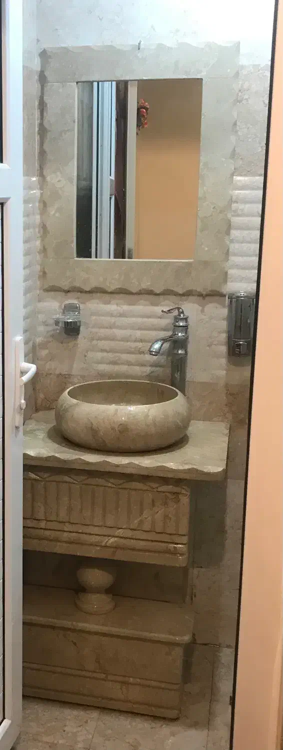 روشویی سنگی باشیرآب بلند|لوازم سرویس بهداشتی|فردیس, منظریه|دیوار