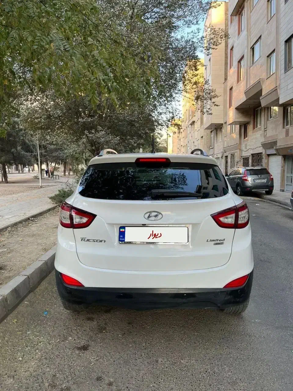 توسان ۲۰۱۵ سفید|خودرو سواری و وانت|تهران, بهمن یار|دیوار