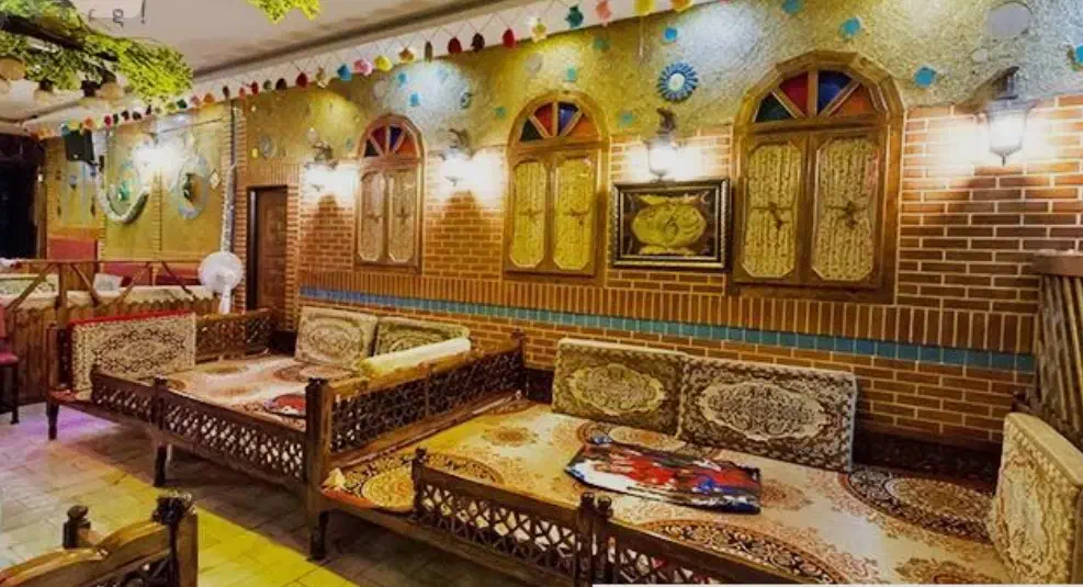 ۱۵۰ متر کافه سفره خانه با جواز بر اصلی خیابان|اجارهٔ مغازه و غرفه|تهران, بلوار کشاورز|دیوار